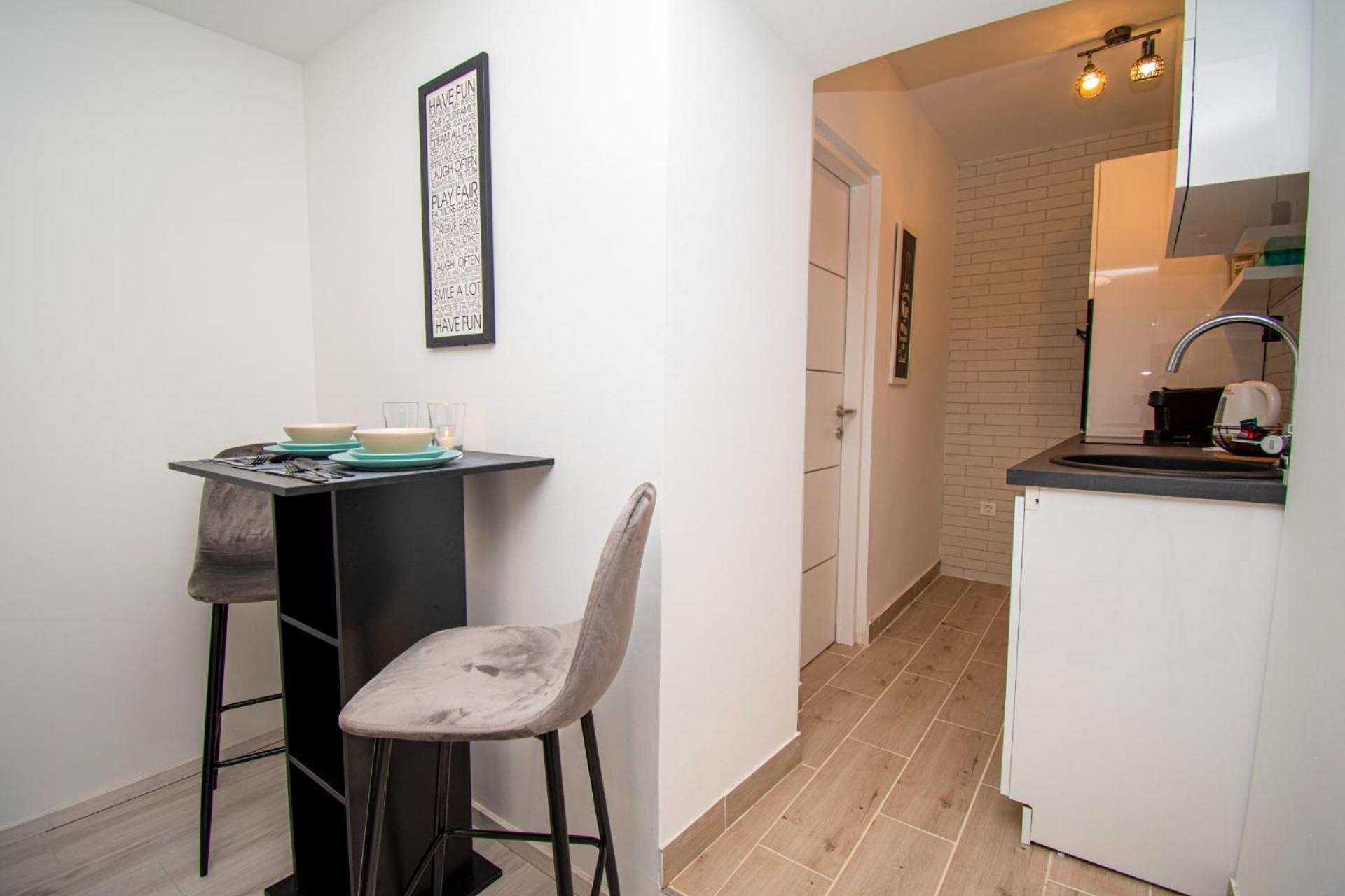 Oasis Apartment Pula Exterior photo